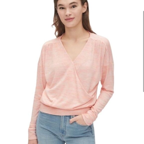 Gap Long Sleeve Softspun Wrap Front Top Heathered Pink NEW - Picture 1 of 8